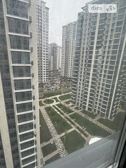 Продаж 4к квартири 130 кв. м на вул. Андрія Верхогляда 1-20А