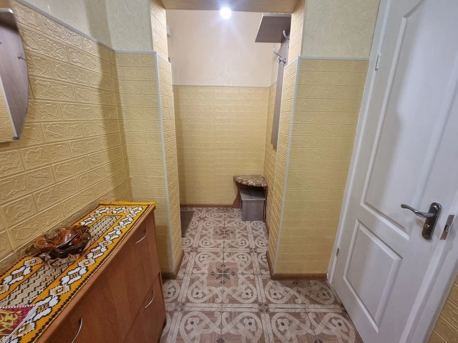 2-room apartment for sale, Kerchenska Street 11, Sevastopolskaya Square