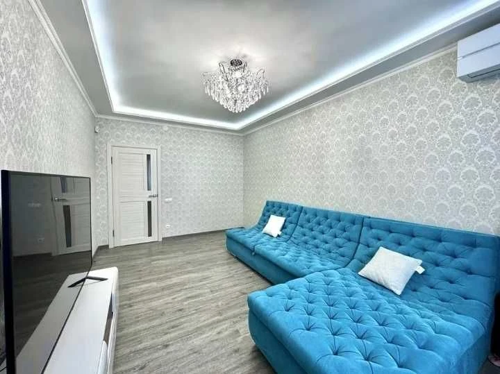 Продається 2-кімнатна квартира Нові Будинки, біля м. Армійська 3/5