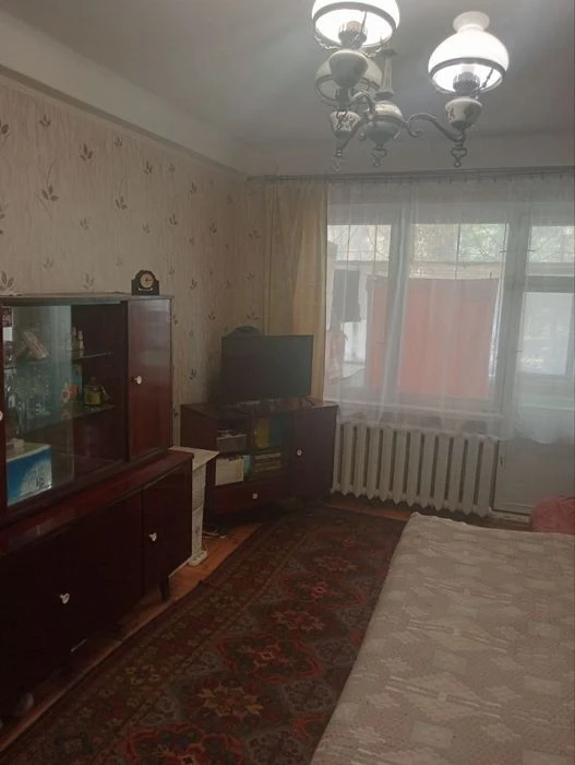I will sell a 2-room apartment. 1/5, with a balcony.