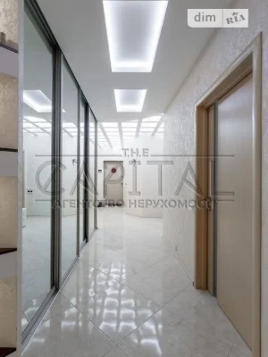 Sale of 4-room apartment 163 sq. m on Holosiivskyi Avenue 30-B •