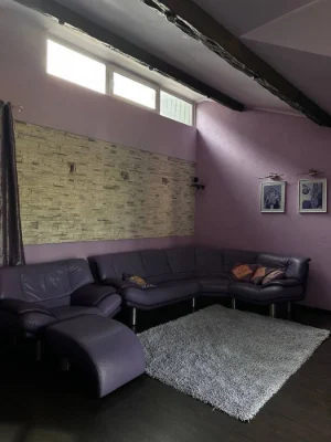 Sale of townhouse with renovation in the city center