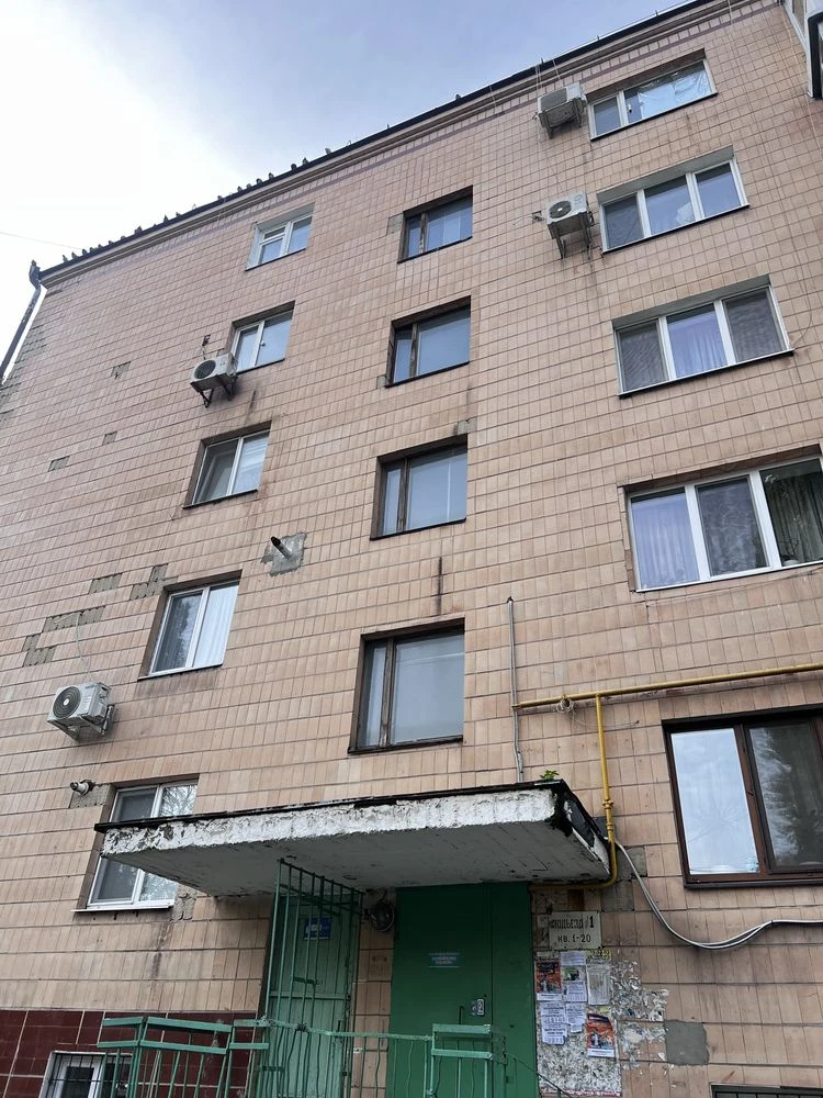 Пролам 1 кім квартиру в центрі міста