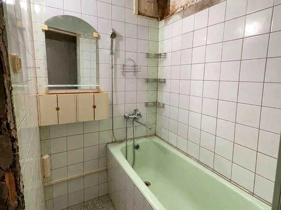 Apartment. Address: Vyradnyi Prospect