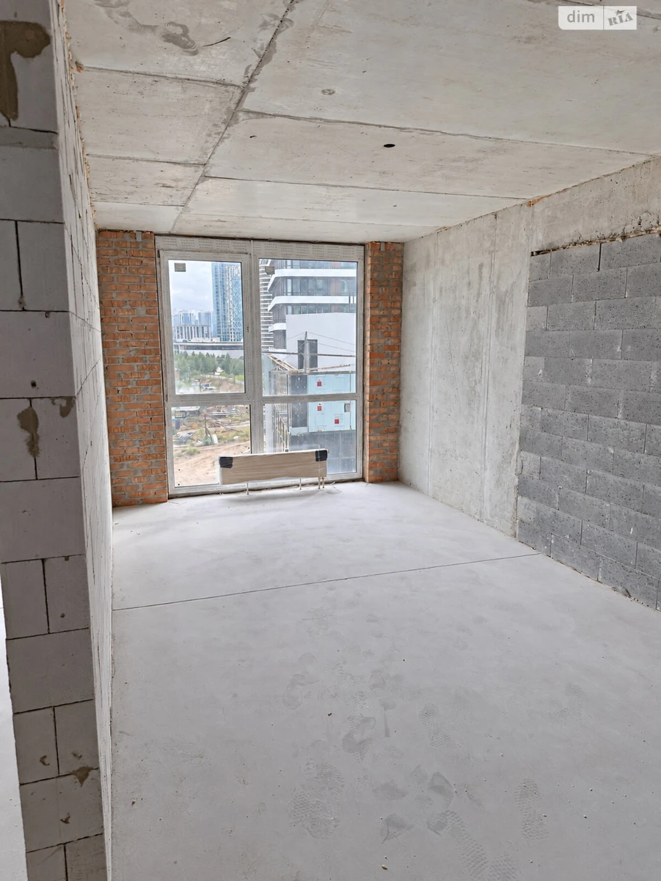 Apartment for Sale in Berezhky
