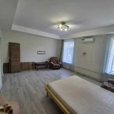 Продам 2-комнатную квартиру на Молдованке