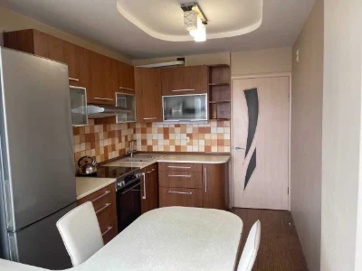 3-bedroom apartment with renovation and parking space