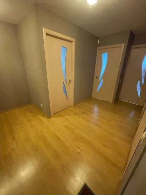 3-bedroom apartment with renovation and parking space