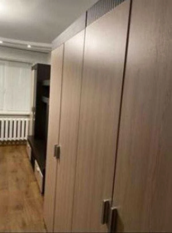 Продається готльку в будинку готельного типу  на ХТЗ