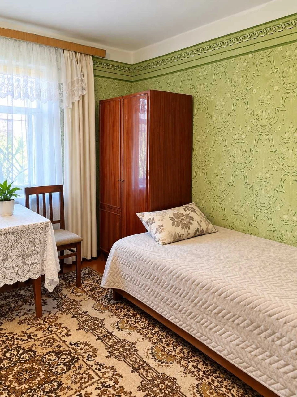 Продам будинок , Роща, земельна ділянка 1 га