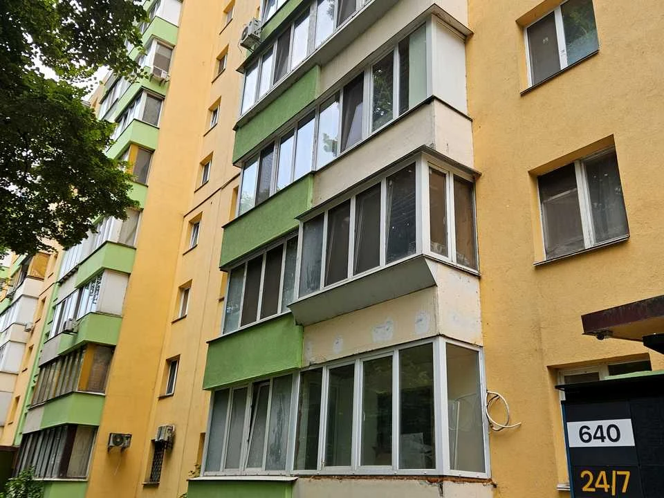 Квартира. Киев, Политехнический проезд.