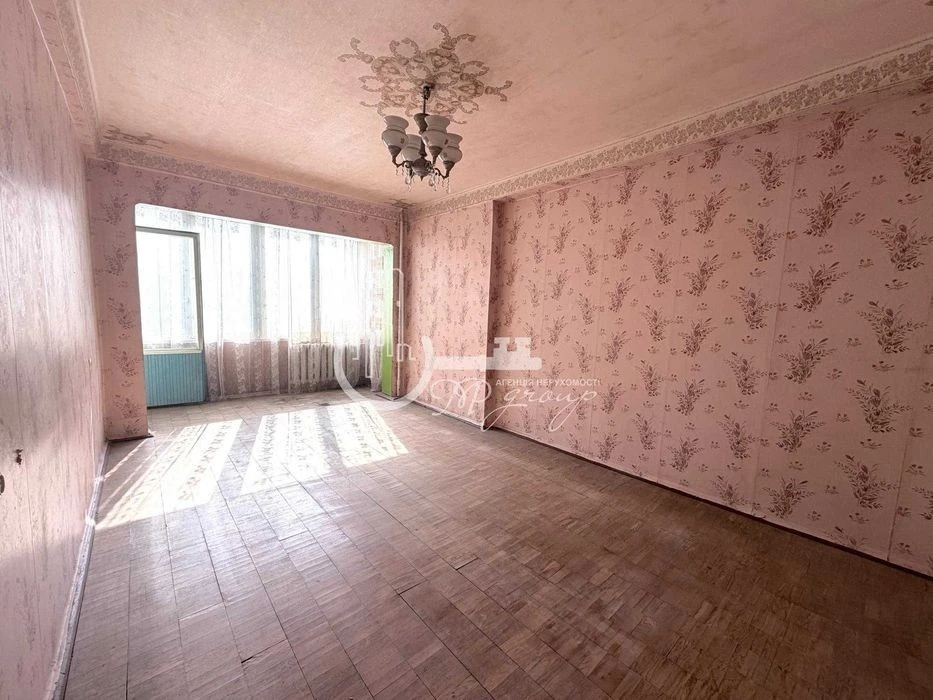 WITHOUT % Selling 2 rooms = 47.5 sq. m. for renovation Kubanskaya Ukrainy, 3