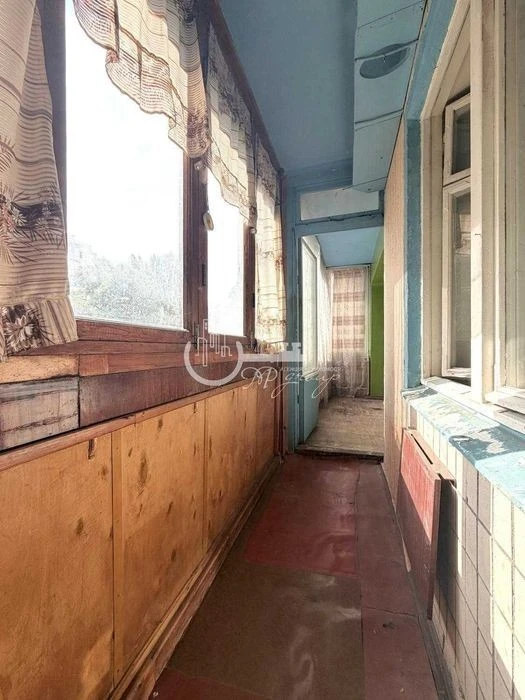 WITHOUT % Selling 2 rooms = 47.5 sq. m. for renovation Kubanskaya Ukrainy, 3