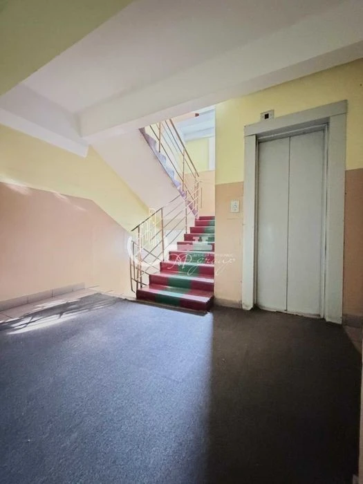 WITHOUT % Selling 2 rooms = 47.5 sq. m. for renovation Kubanskaya Ukrainy, 3