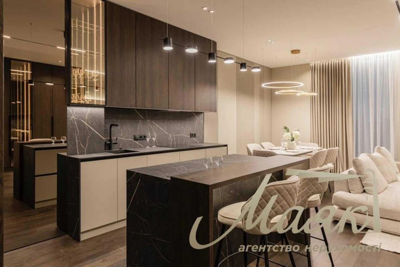 Продаж розкішної квартири в ЖК Triiinity
