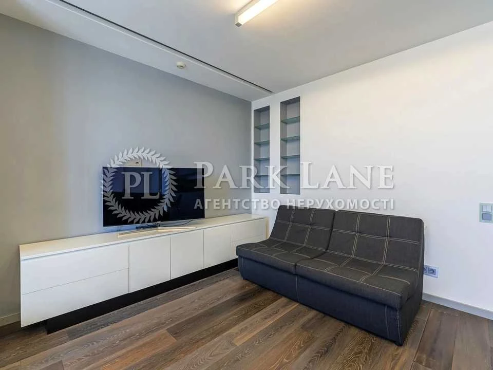 Apartment. Kyiv, Княжий Затон, вул.