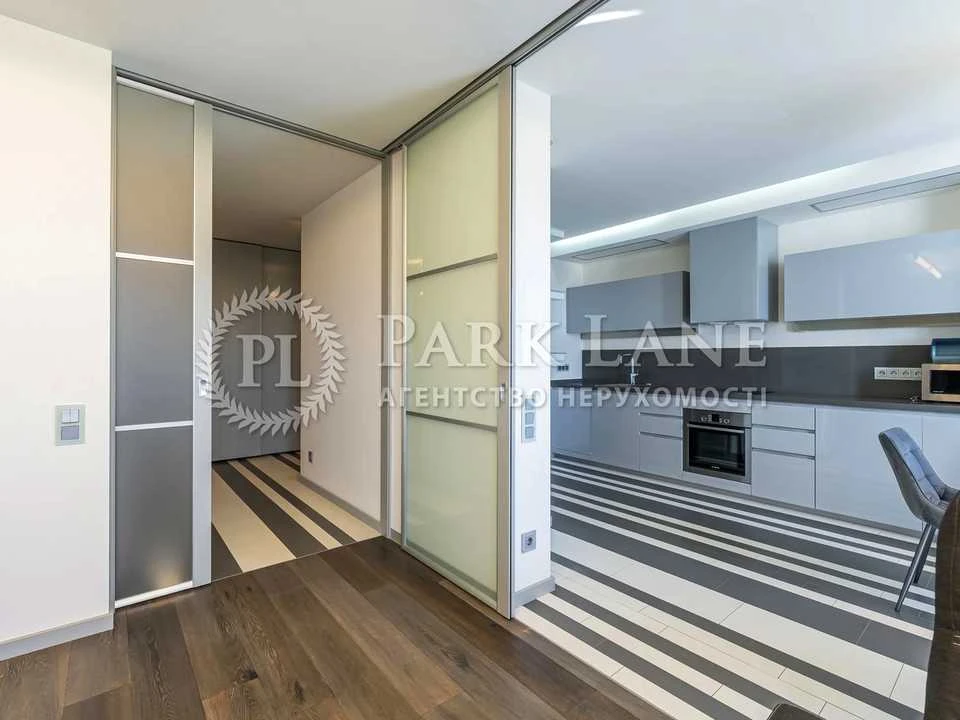 Apartment. Kyiv, Княжий Затон, вул.