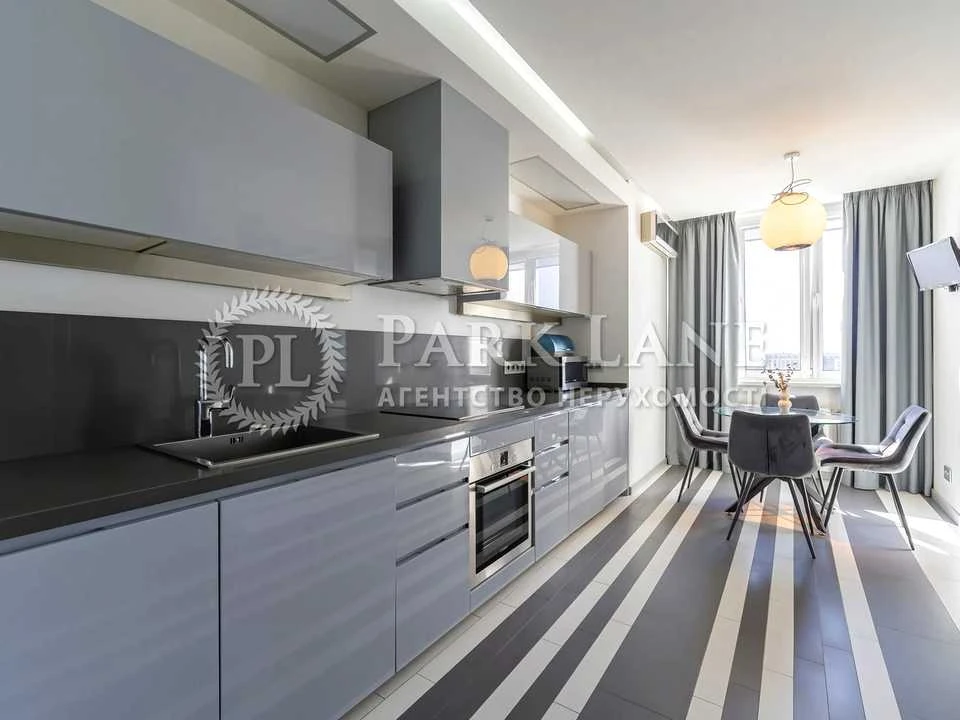 Apartment. Kyiv, Княжий Затон, вул.