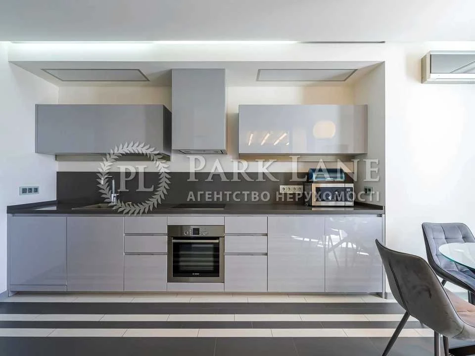 Apartment. Kyiv, Княжий Затон, вул.