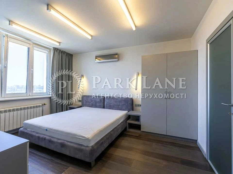 Apartment. Kyiv, Княжий Затон, вул.