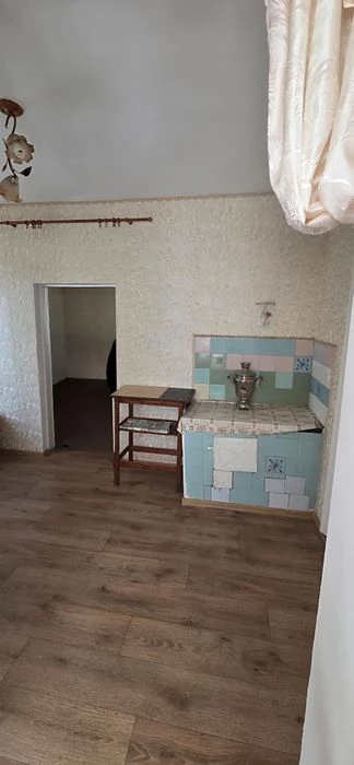 I will sell a solid house of 57 m² in Lenposelka - 6 acres, quiet area