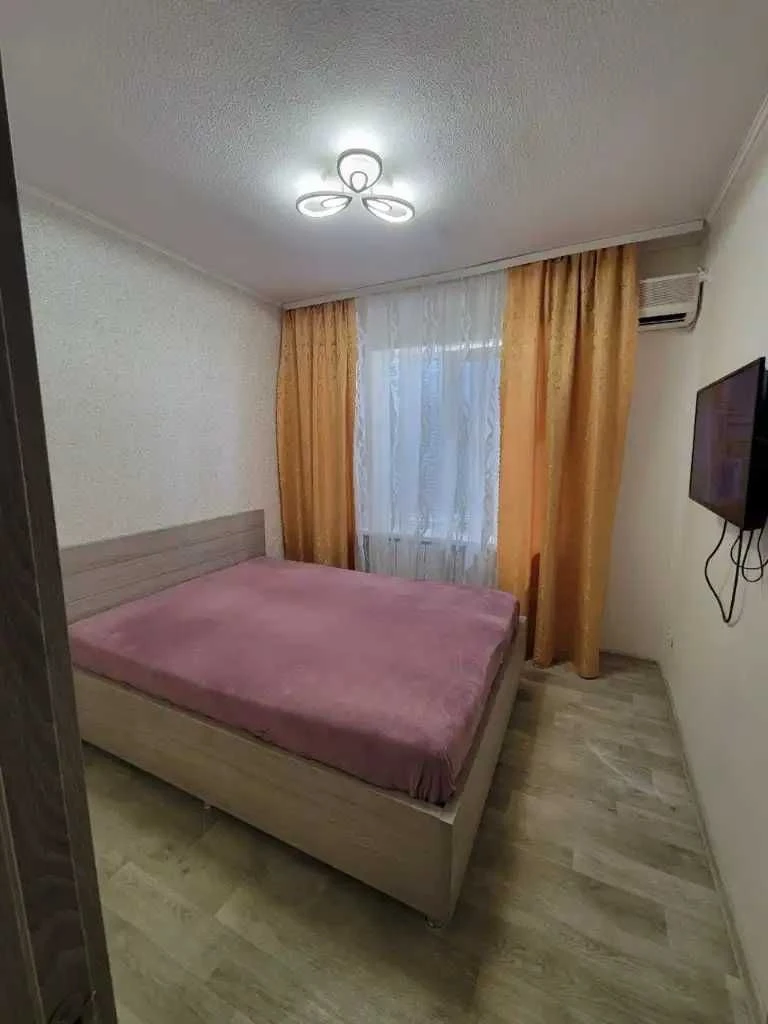 Продається комфортне 3-кімнатне житло в Придніпровську. Ремонт.