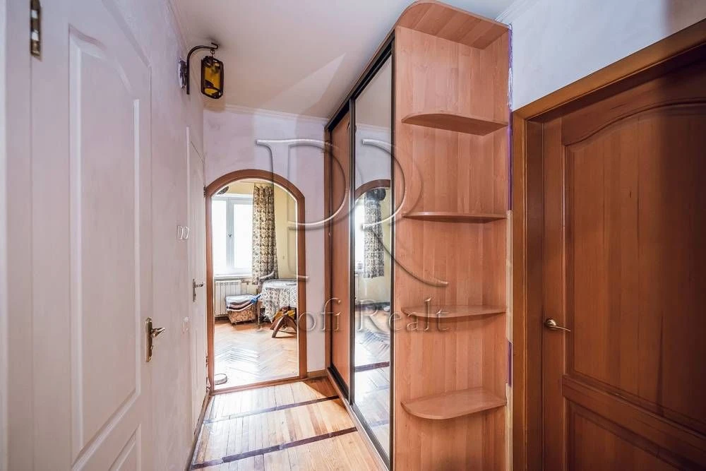 Продаж 2 кімн. квартири за адресою Підлісна 6, Академмістечк