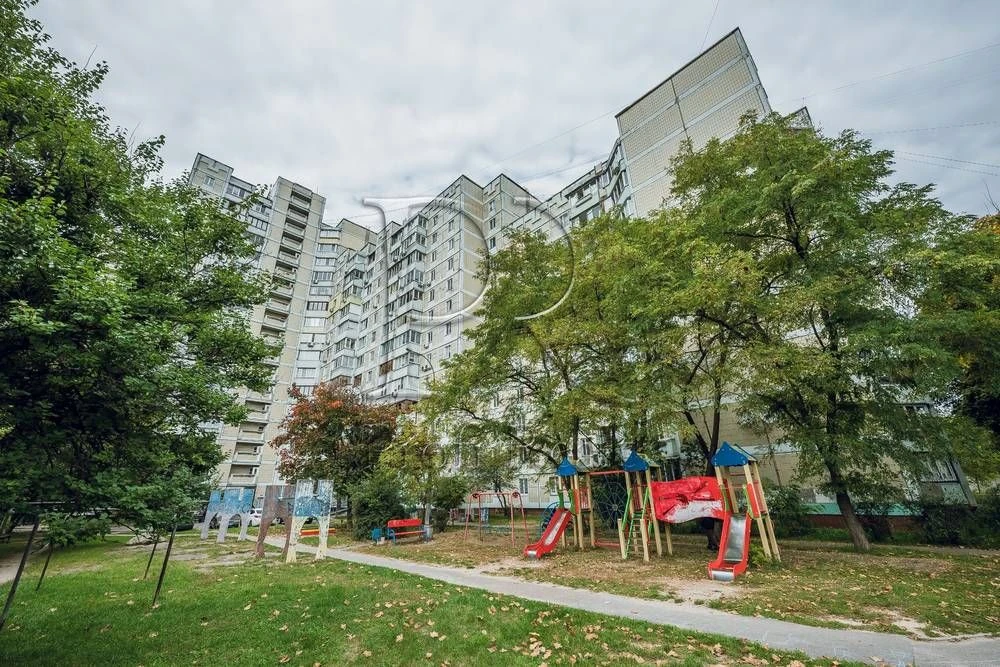 Продаж 2 кімн. квартири за адресою Підлісна 6, Академмістечк