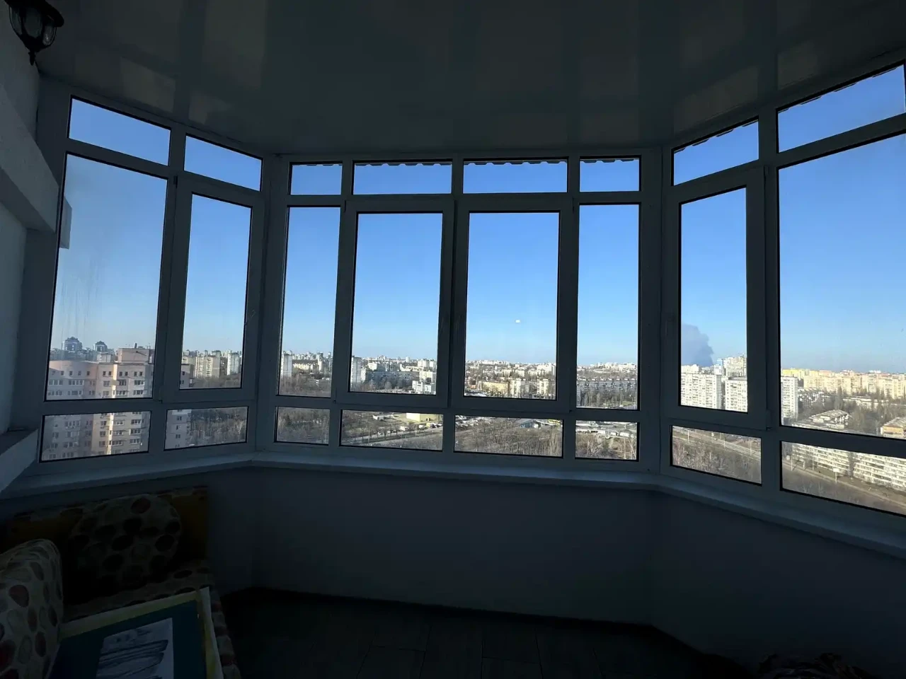 Apartment for Sale: 4-room, 98 sq m, 21/22 floor