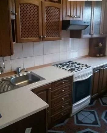 For sale, a lovely 2-bedroom apartment in Molely.