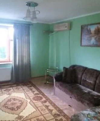 For sale, a lovely 2-bedroom apartment in Molely.