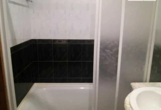 For sale, a lovely 2-bedroom apartment in Molely.