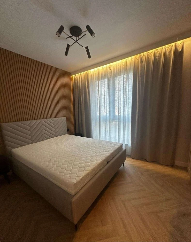 Sale of a 1.5-room apartment. Lake