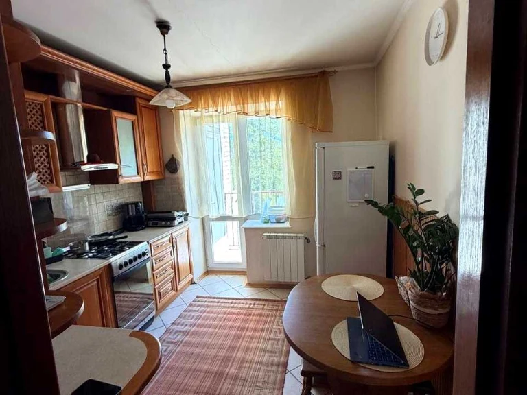 Apartment. Eugene Yarshynska Street, Lviv
