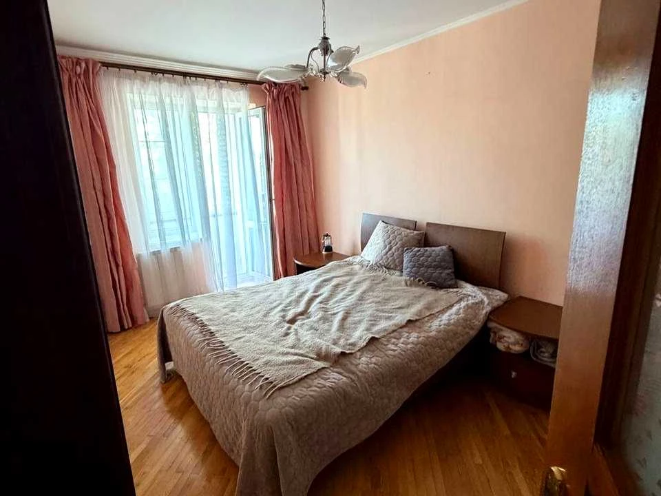 Apartment. Eugene Yarshynska Street, Lviv
