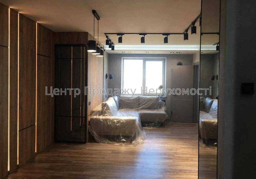 Sale of a 3-bedroom apartment 103. 3 m², 17/19 floors, ЖК Козацький, Kyiv