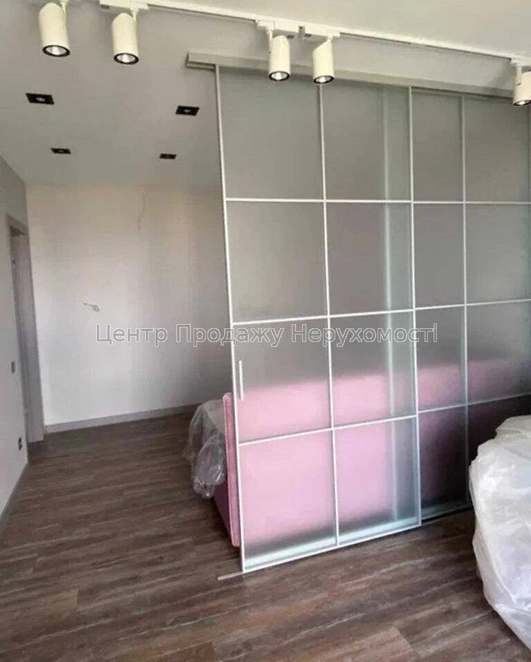 Sale of a 3-bedroom apartment 103. 3 m², 17/19 floors, ЖК Козацький, Kyiv
