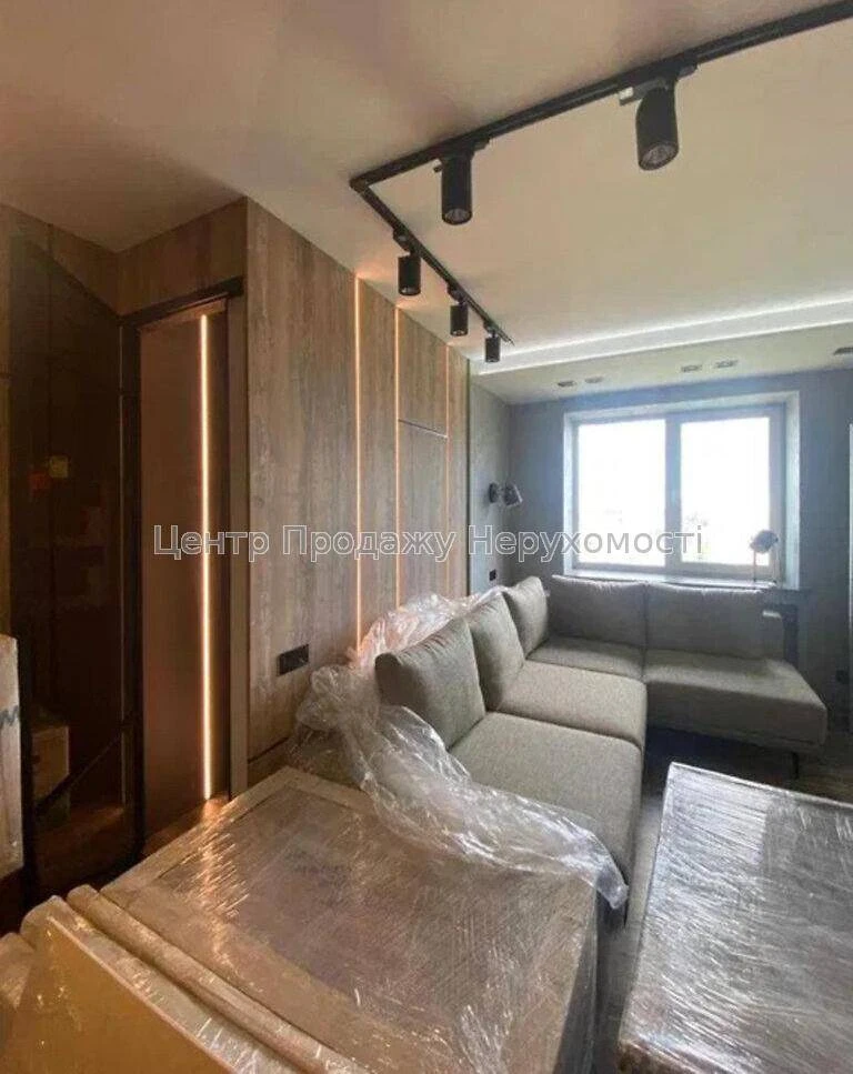 Sale of a 3-bedroom apartment 103. 3 m², 17/19 floors, ЖК Козацький, Kyiv