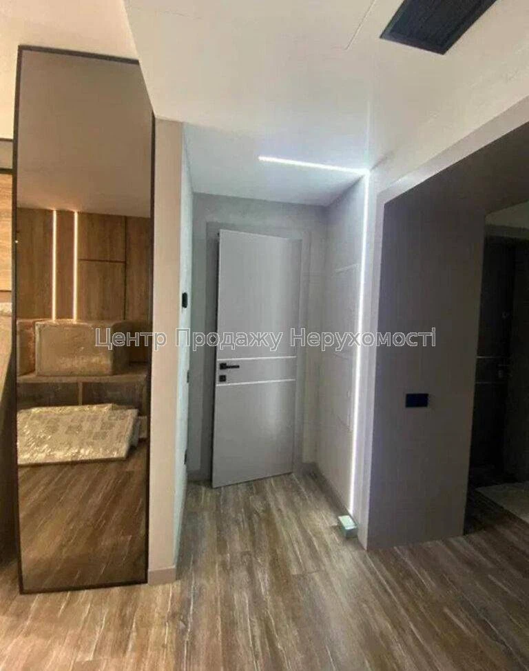 Sale of a 3-bedroom apartment 103. 3 m², 17/19 floors, ЖК Козацький, Kyiv