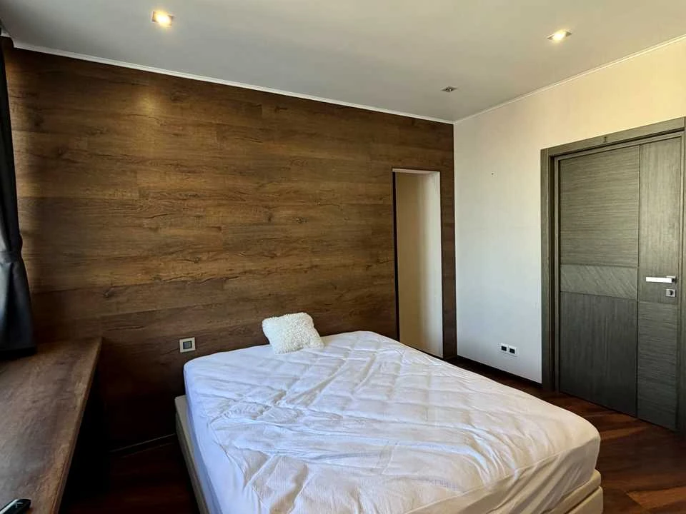 Apartment. Olena Pchilka st.