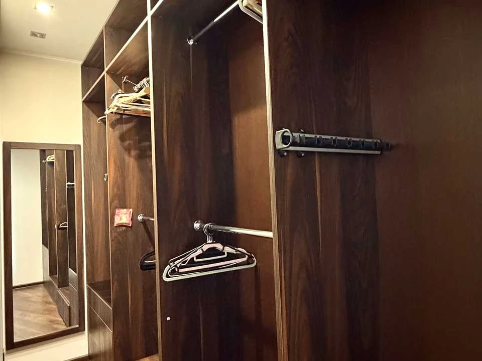 Apartment. Olena Pchilka st.