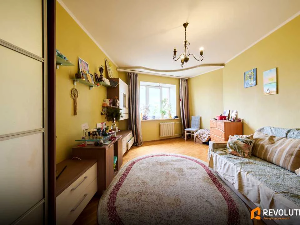 Квартира. Київ, Науки просп.