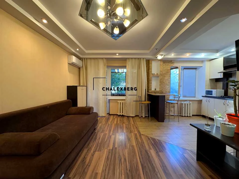 Apartment. Academician Shalimov Street, Kyiv