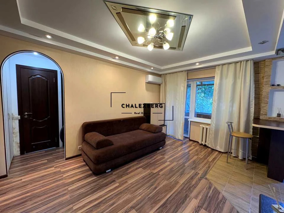 Apartment. Academician Shalimov Street, Kyiv
