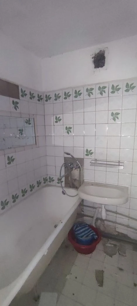 Продаж 2ккв біля тц Дафі