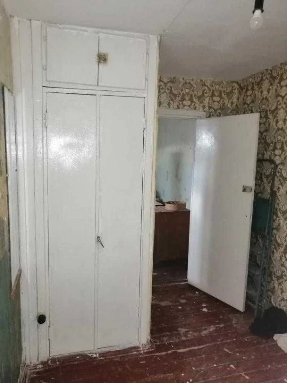2 room apartment for sale, under your renovation, near Metro Indushrial