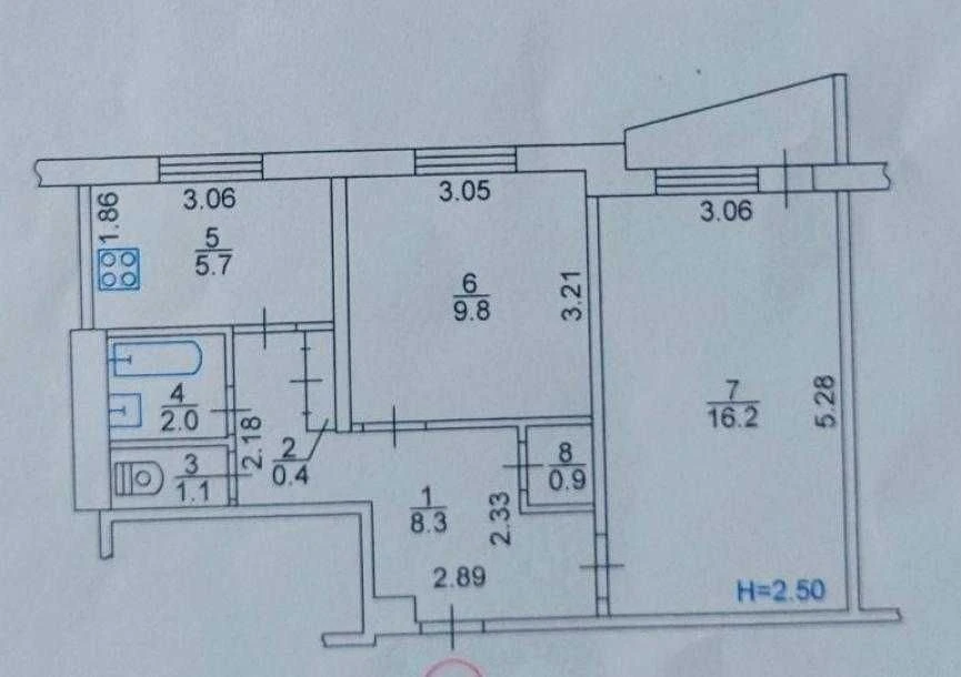 2 room apartment for sale, under your renovation, near Metro Indushrial