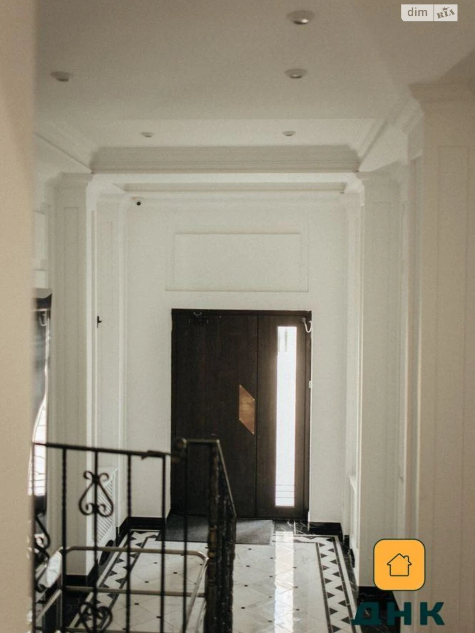 Apartment for Sale - Veliky Fontan