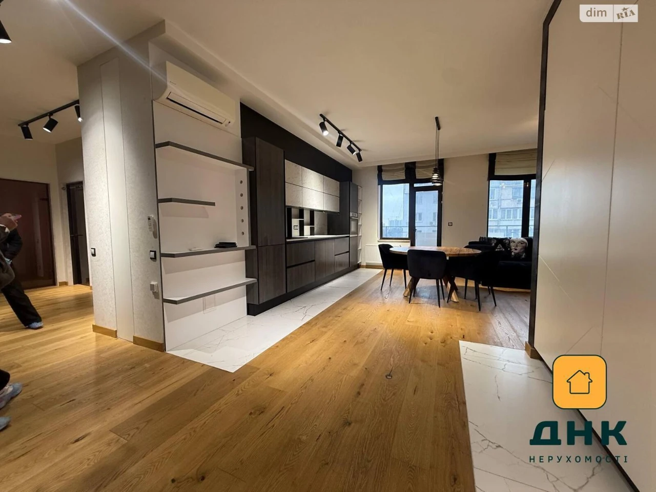 Apartment for Sale - Middle Fountain