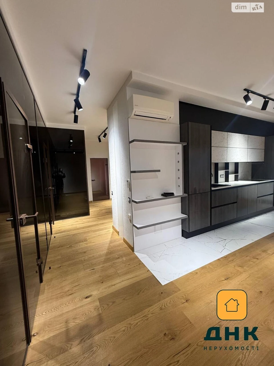 Apartment for Sale - Middle Fountain